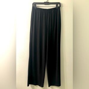 ic by Connie pants, M